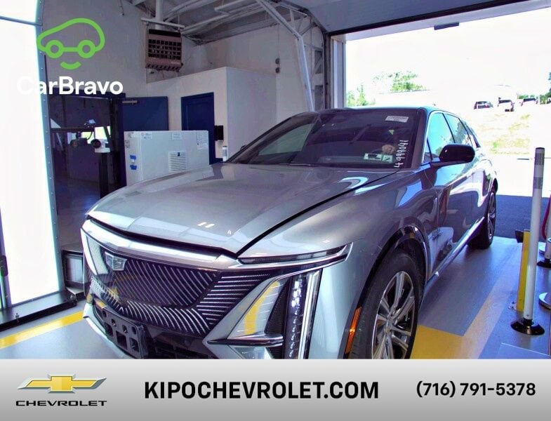 2024 Cadillac Lyriq Luxury 2 AWD's photo