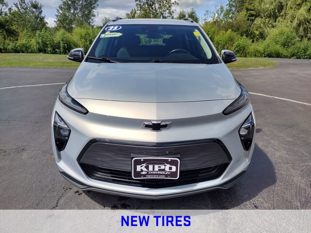 Used 2023 Chevrolet Bolt EUV LT with VIN 1G1FY6S06P4166361 for sale in Ransomville, NY