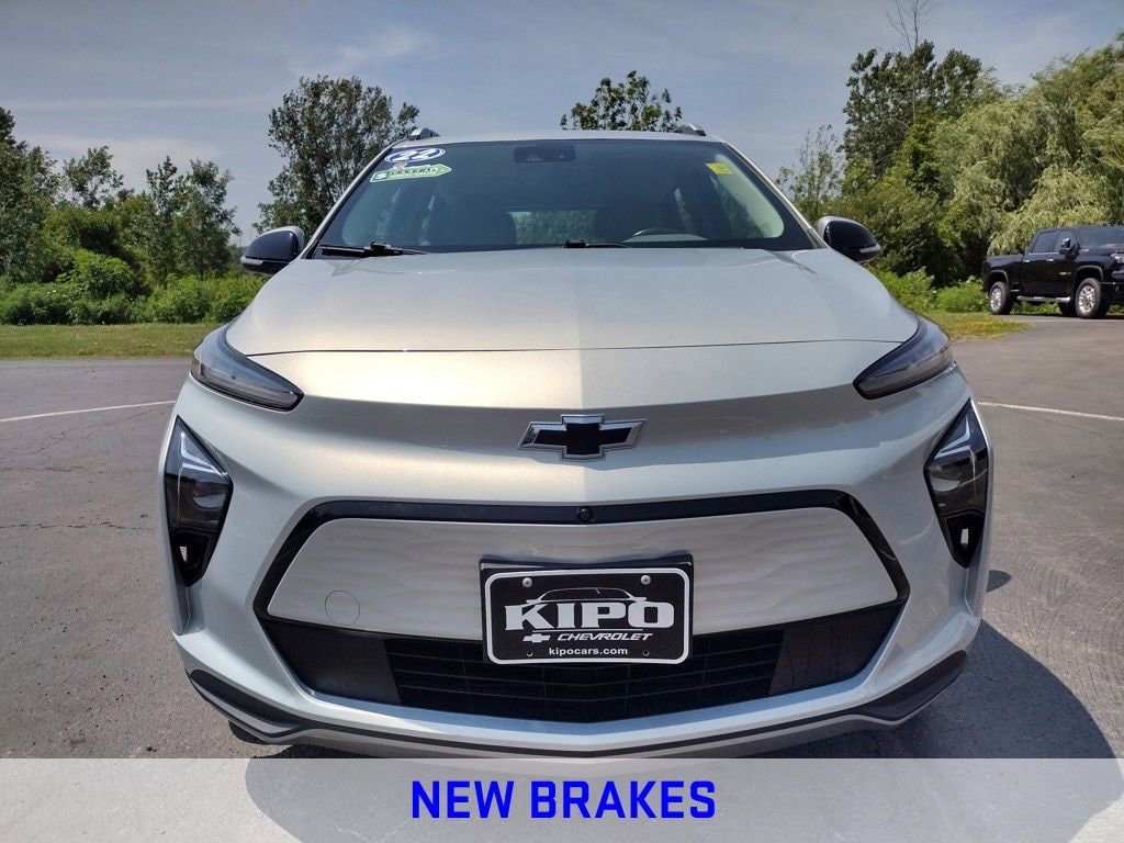 Used 2022 Chevrolet Bolt EUV Premier with VIN 1G1FZ6S09N4105354 for sale in Ransomville, NY