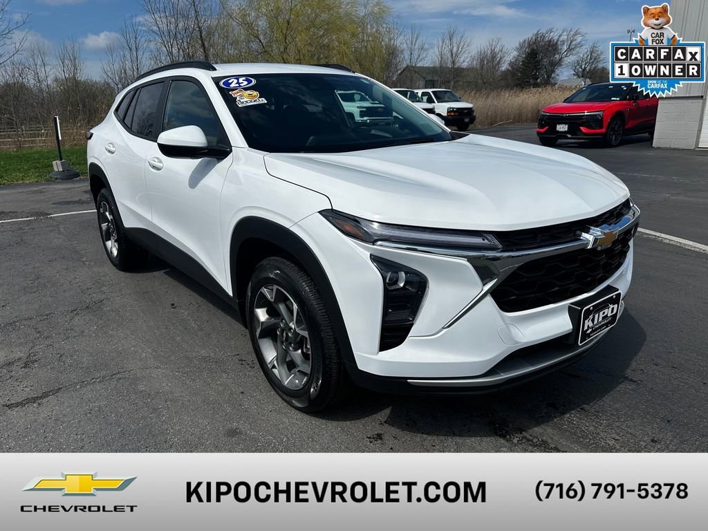 2025 Chevrolet Trax LT