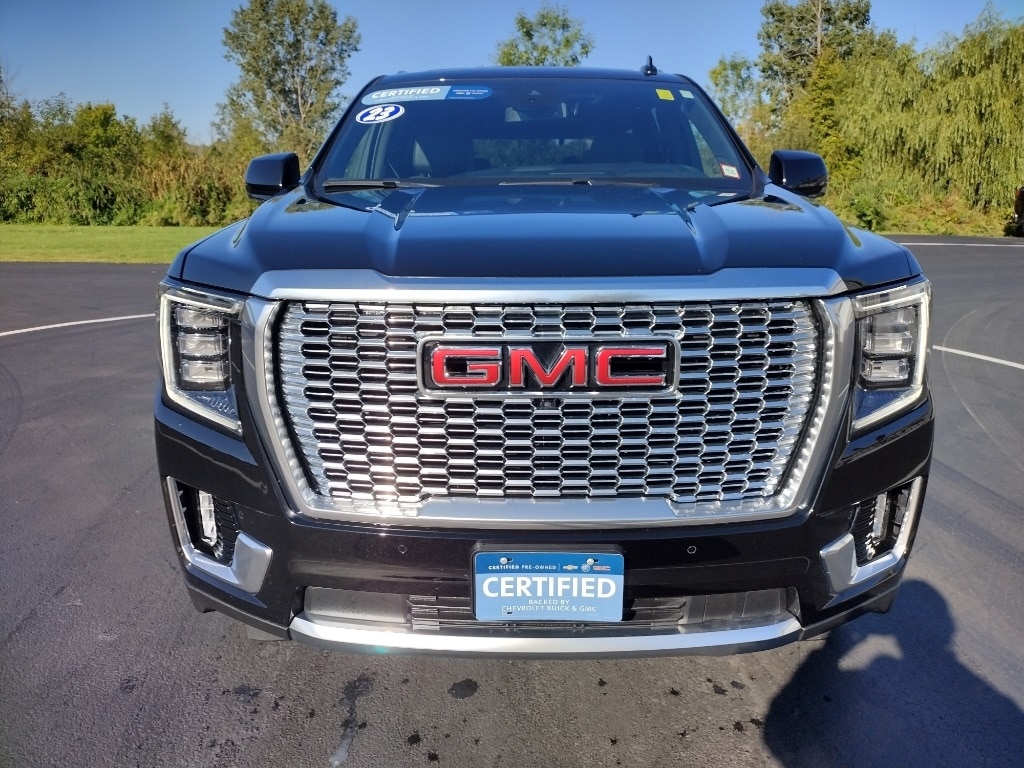 GM Authority on X: 2024 GMC Yukon Refresh Spied For The Very First Time    / X