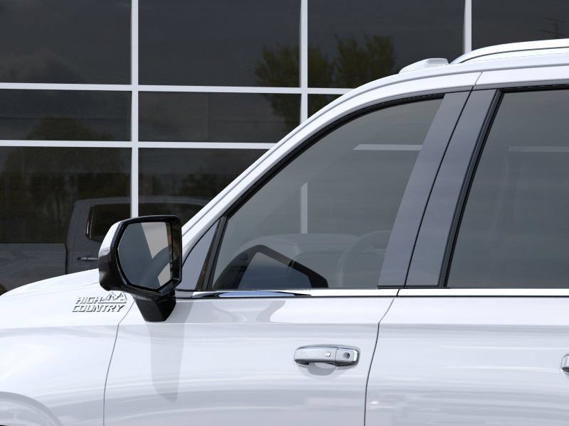 2026 Chevrolet Suburban High Country - Photo 13