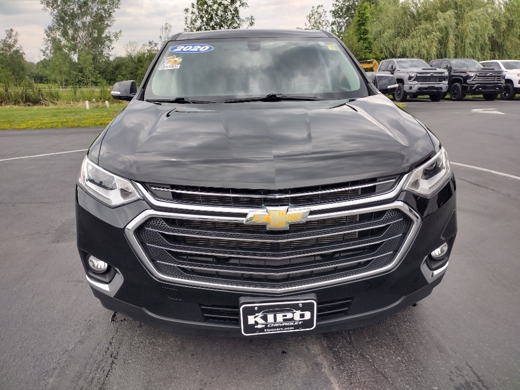 Used 2020 Chevrolet Traverse 1LT with VIN 1GNEVGKW3LJ165709 for sale in Ransomville, NY