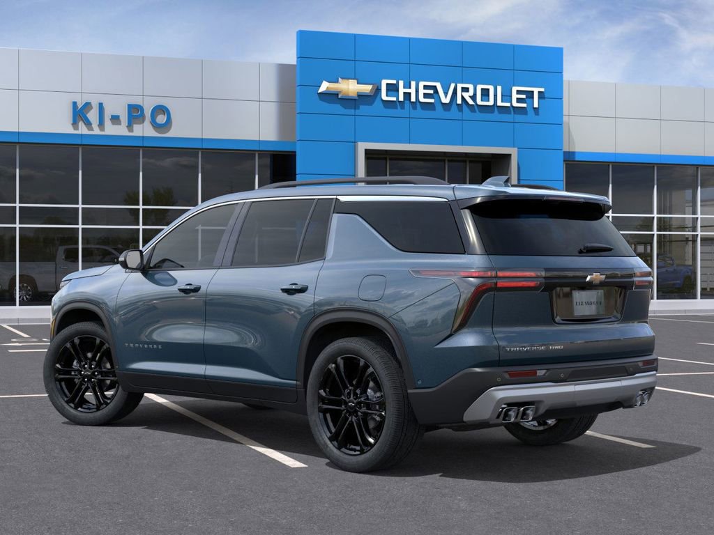 2026 Chevrolet Traverse photo 2