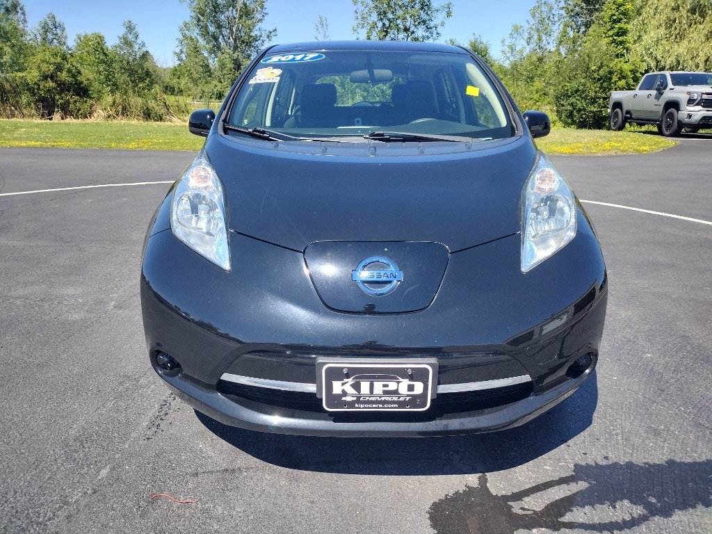 Used 2017 Nissan LEAF S with VIN 1N4BZ0CP0HC308437 for sale in Ransomville, NY
