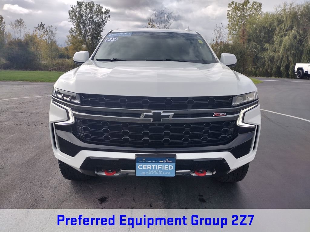 2022 Chevrolet Suburban Z71 photo 2