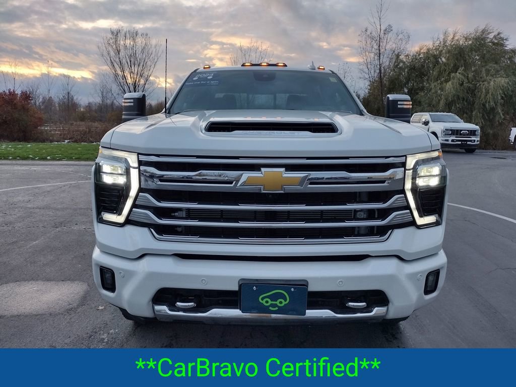 2024 Chevrolet Silverado 3500HD High Country photo 2