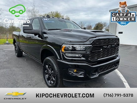 2024 Ram 3500 Limited Mega Cab 4x4 64 Box Truck