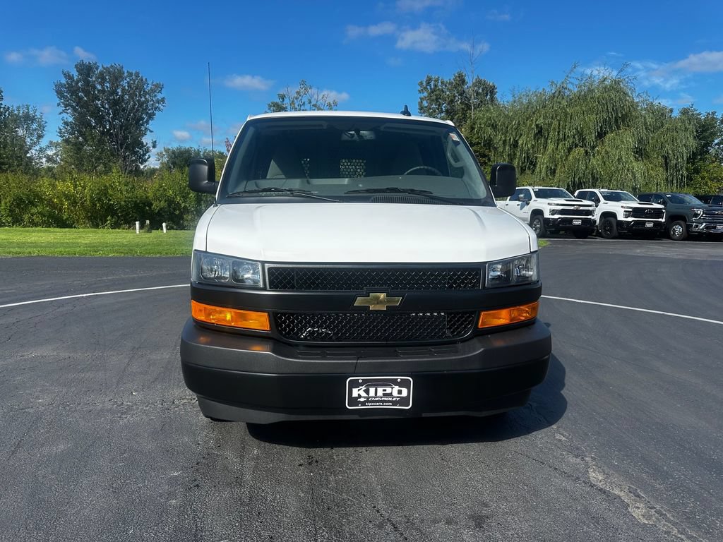 2025 Chevrolet Express Cargo Work Van - Photo 2