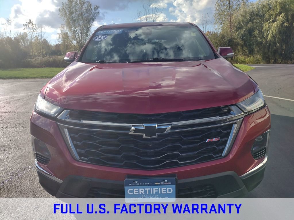 2023 Chevrolet Traverse RS photo 2