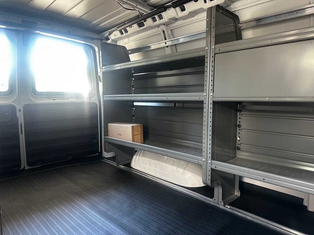 2025 Chevrolet Express Cargo Work Van - Photo 24