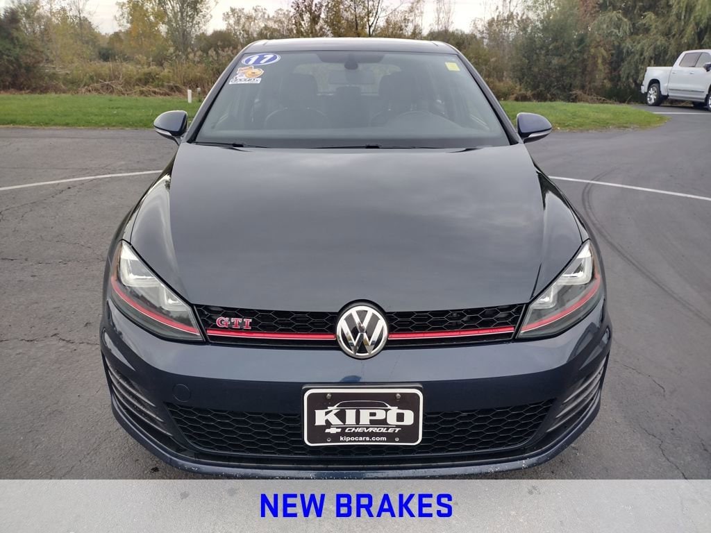 Used 2017 Volkswagen Golf GTI SE with VIN 3VW547AU7HM014360 for sale in Ransomville, NY