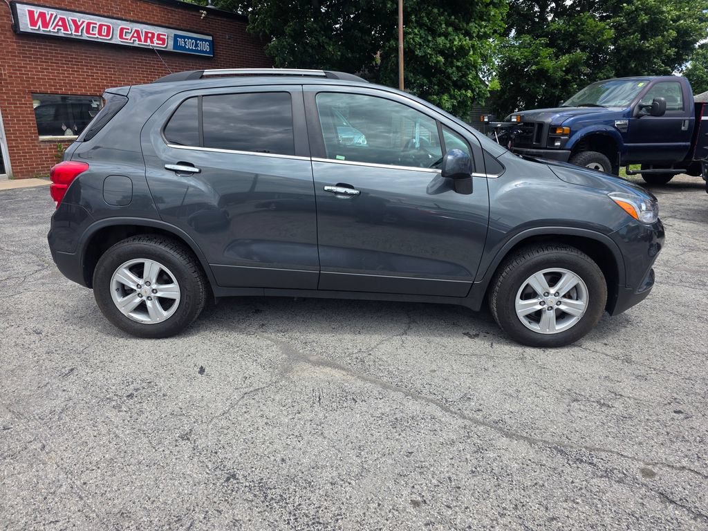 Used 2018 Chevrolet Trax LT with VIN KL7CJPSB5JB593729 for sale in Ransomville, NY