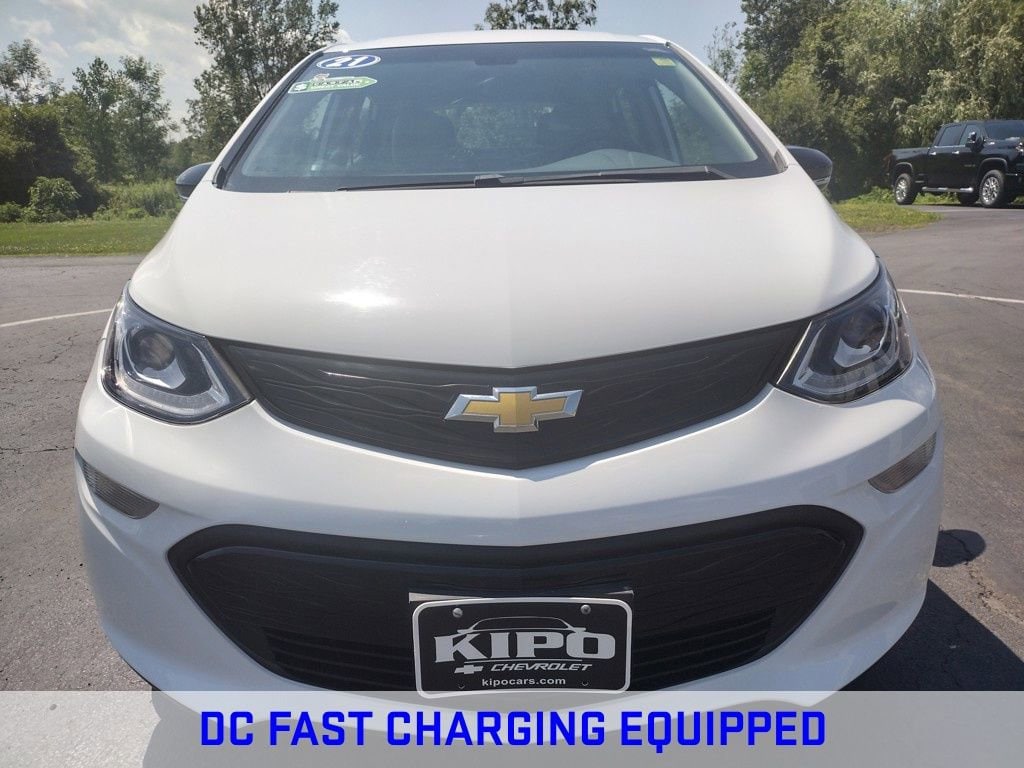 Used 2021 Chevrolet Bolt EV LT with VIN 1G1FY6S04M4108213 for sale in Ransomville, NY