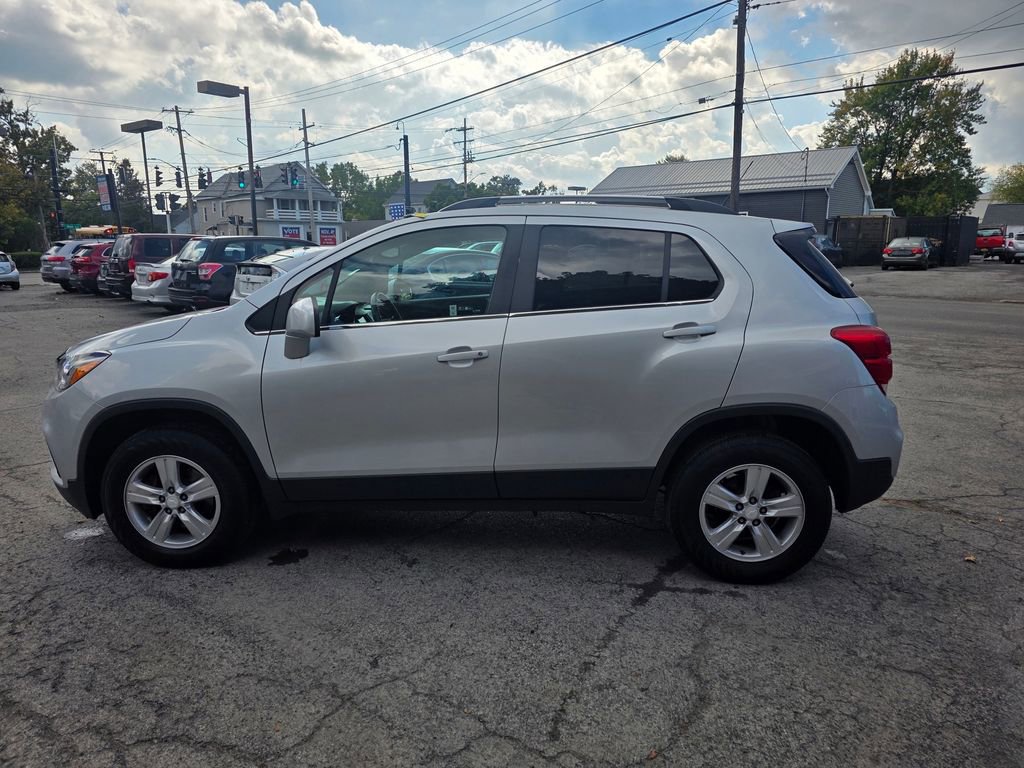 2017 Chevrolet Trax LT photo 4