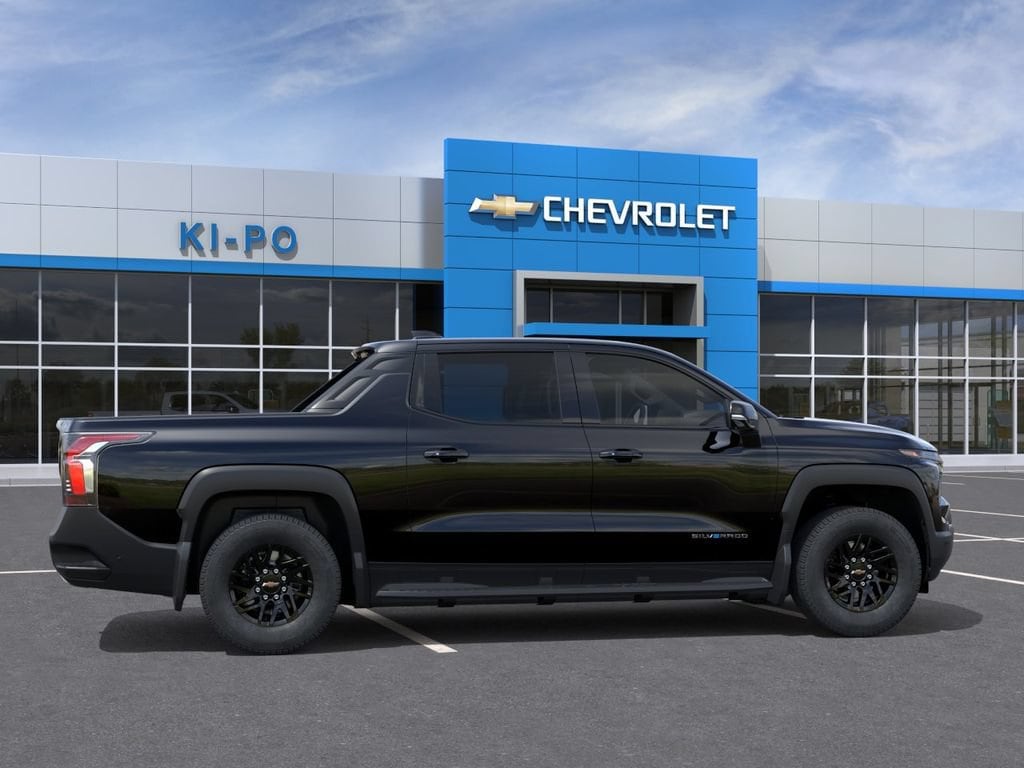 2026 Chevrolet Silverado EV LT - Photo 6