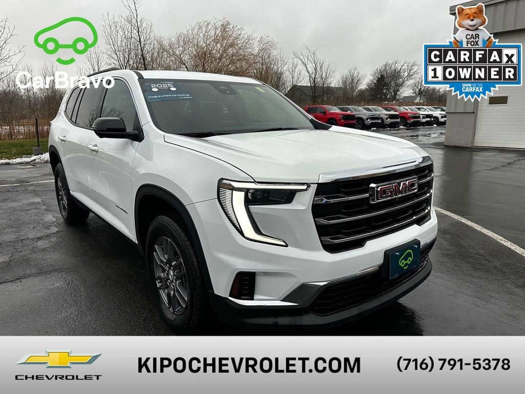 2025 GMC Acadia Elevation's photo