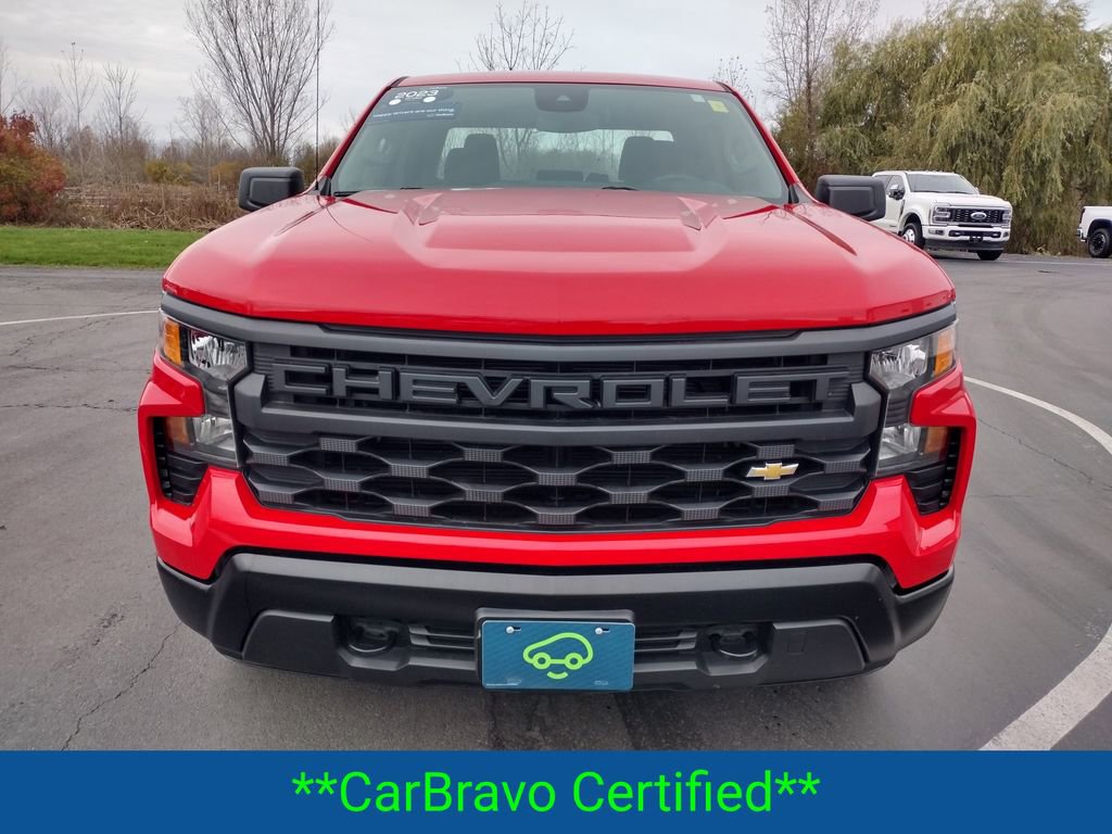 2023 Chevrolet Silverado 1500 photo 2
