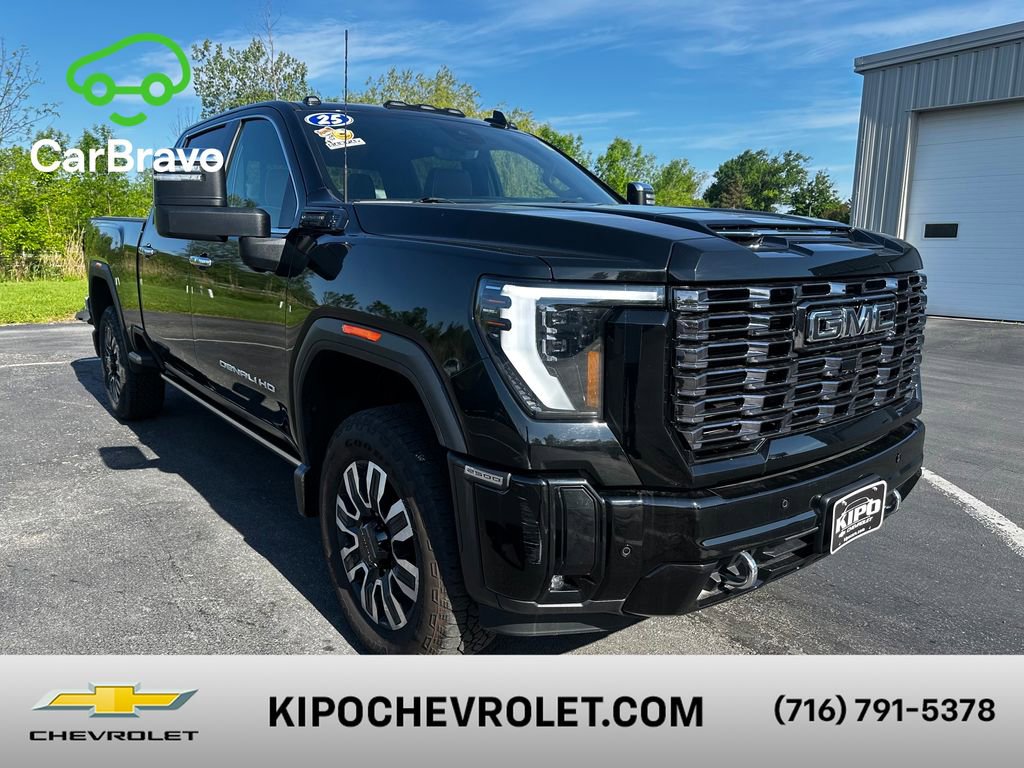 2025 GMC Sierra Denali Ultimate 4WD Crew Cab Long Box's photo