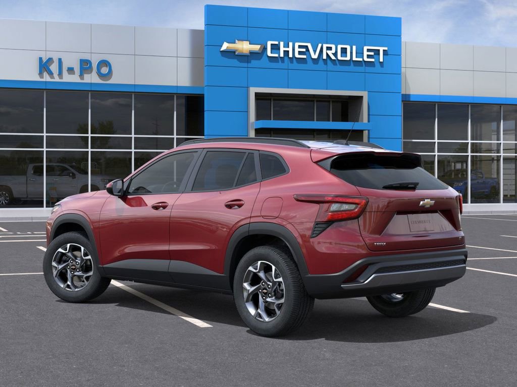2025 Chevrolet Trax LT photo 4