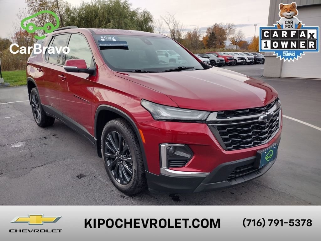 2023 Chevrolet Traverse RS's photo