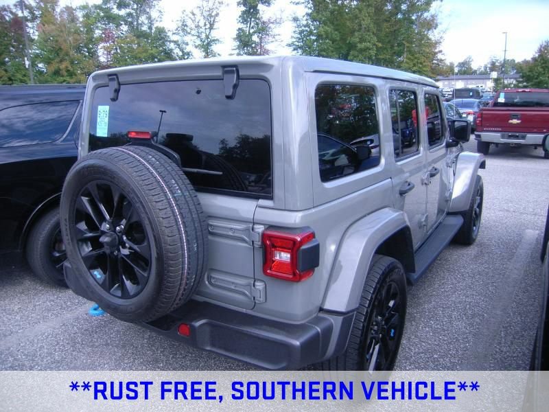 2023 Jeep Wrangler 4xe Sahara photo 2