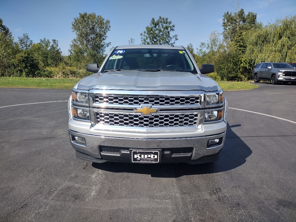 Used 2014 Chevrolet Silverado 1500 LT with VIN 1GCRCREH1EZ157847 for sale in Ransomville, NY