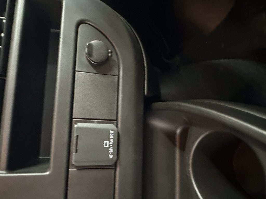 2025 Chevrolet Express Cargo Work Van - Photo 23