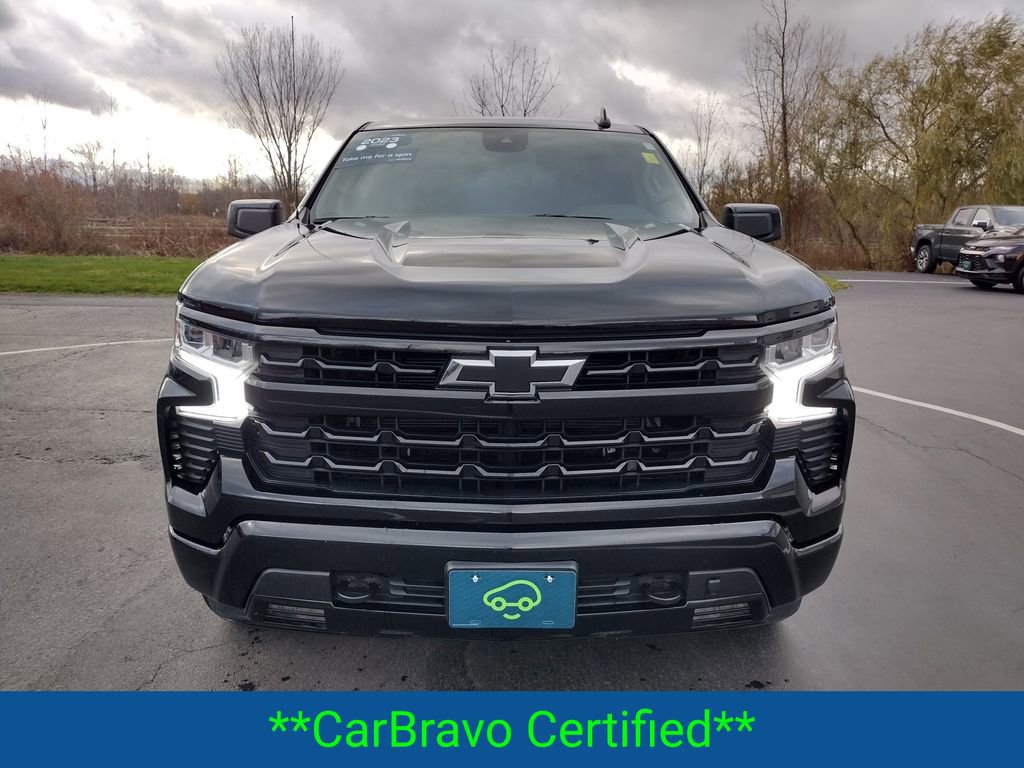 2023 Chevrolet Silverado 1500 RST photo 2