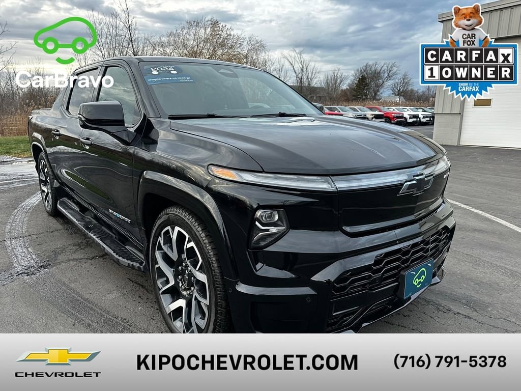 2024 Chevrolet Silverado EV RST's photo