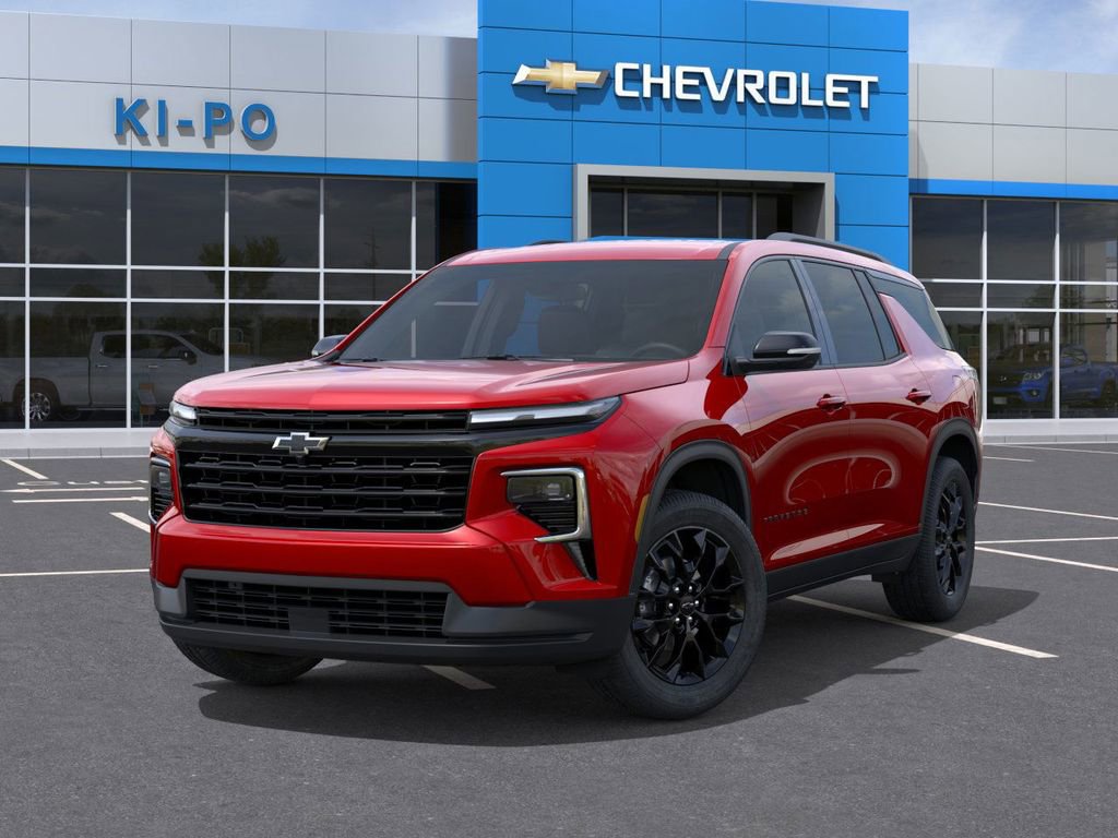 2026 Chevrolet Traverse photo 2