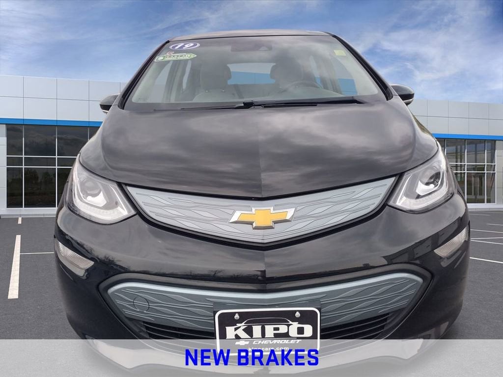 Used 2019 Chevrolet Bolt EV LT with VIN 1G1FY6S02K4100382 for sale in Ransomville, NY