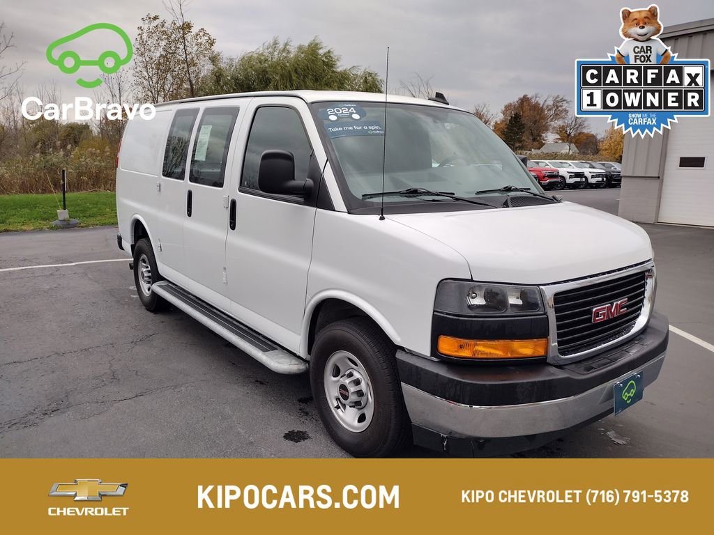 2024 GMC Savana Cargo Work Van's photo