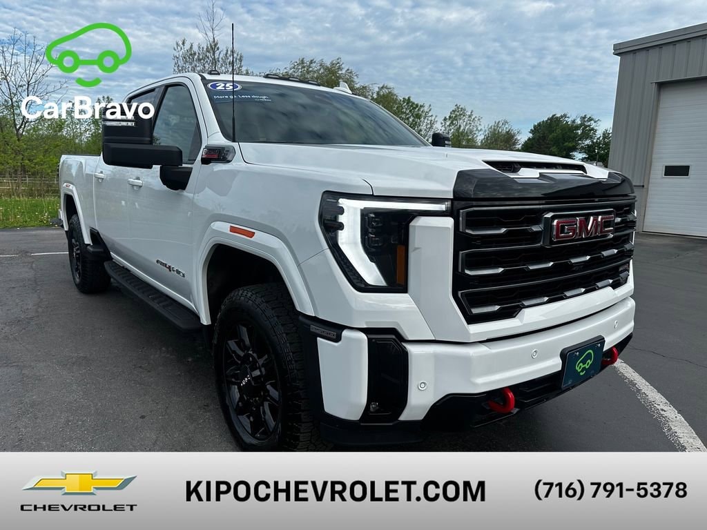 2025 GMC Sierra AT4 4WD Crew Cab Standard Box's photo