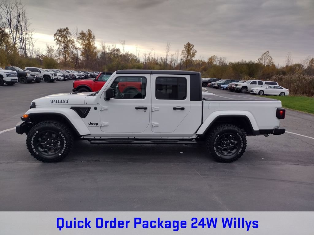 2023 Jeep Gladiator Willys photo 4
