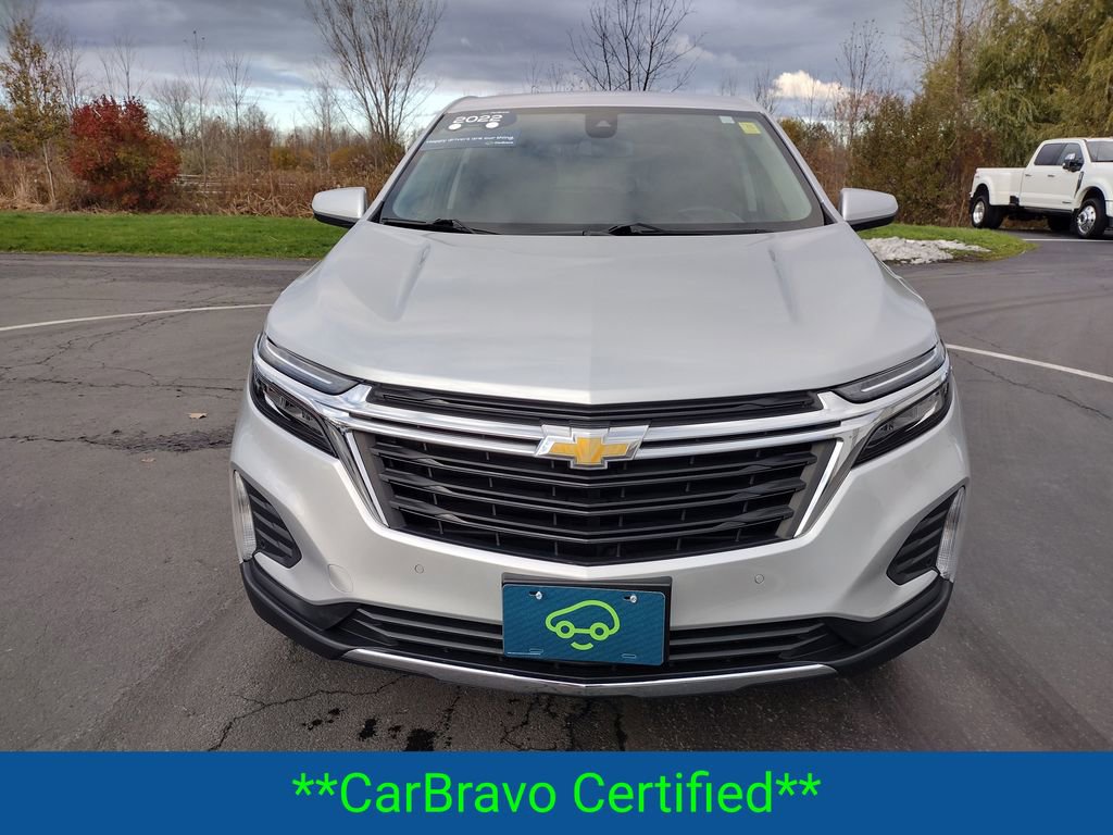 2022 Chevrolet Equinox LT photo 2