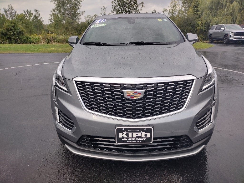 Used 2021 Cadillac XT5 Premium Luxury with VIN 1GYKNDR41MZ131943 for sale in Ransomville, NY