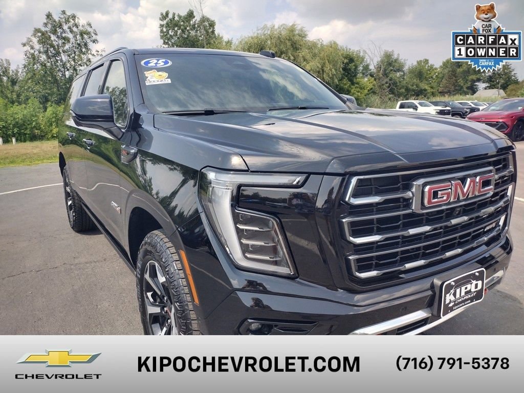 2025 GMC Yukon XL AT4's photo