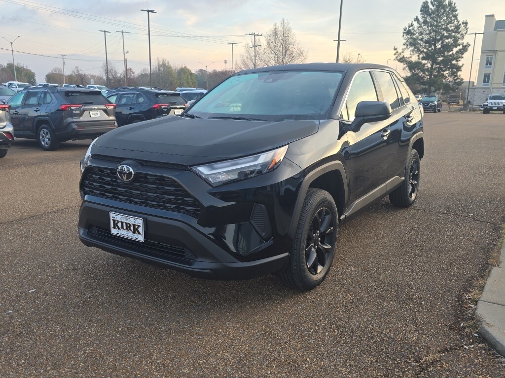 New 2025 Toyota RAV4 LE SUV