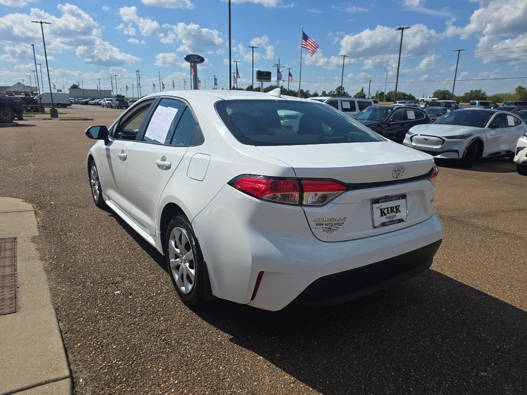 Used 2025 Toyota Corolla LE Sedan