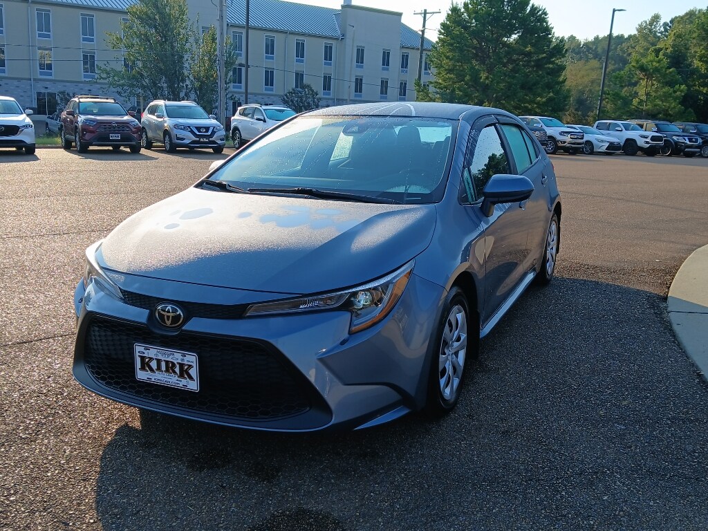 Used 2022 Toyota Corolla LE Sedan