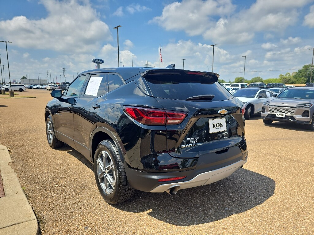Used 2025 Chevrolet Blazer LT w/2LT SUV