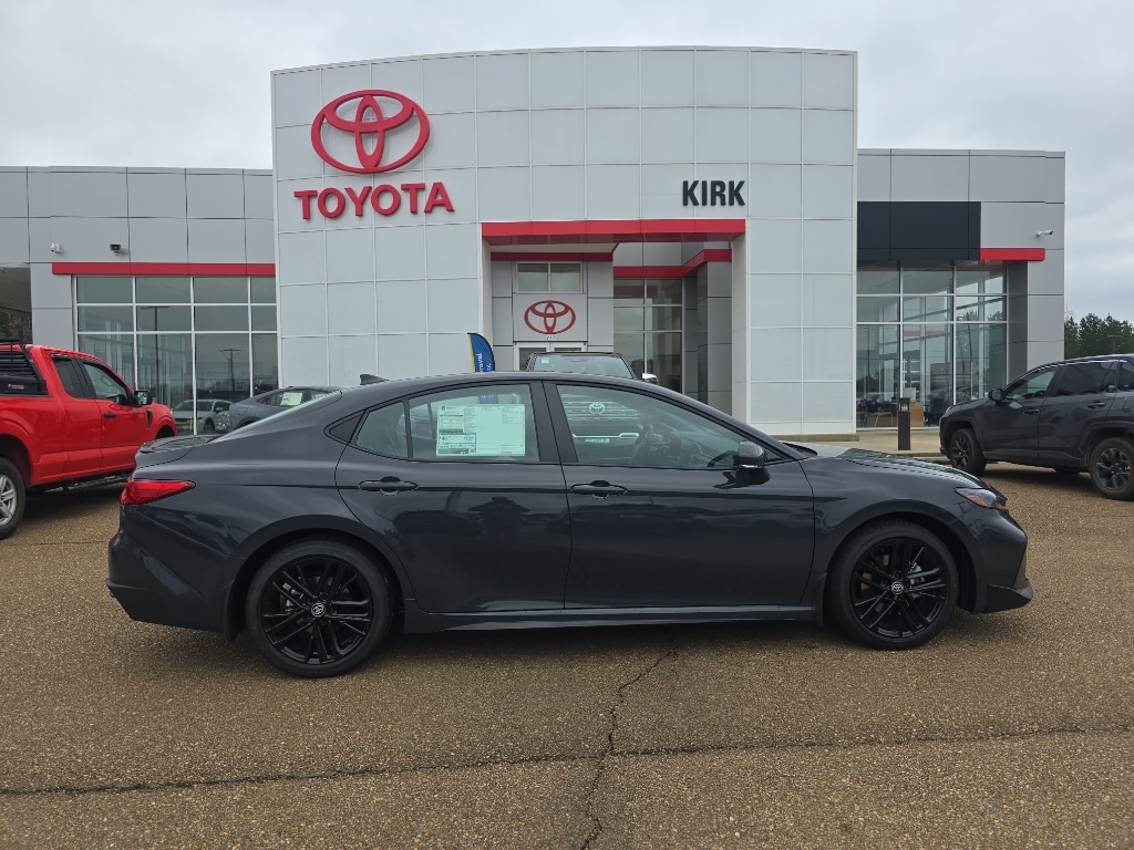 New 2026 Toyota Camry SE Sedan