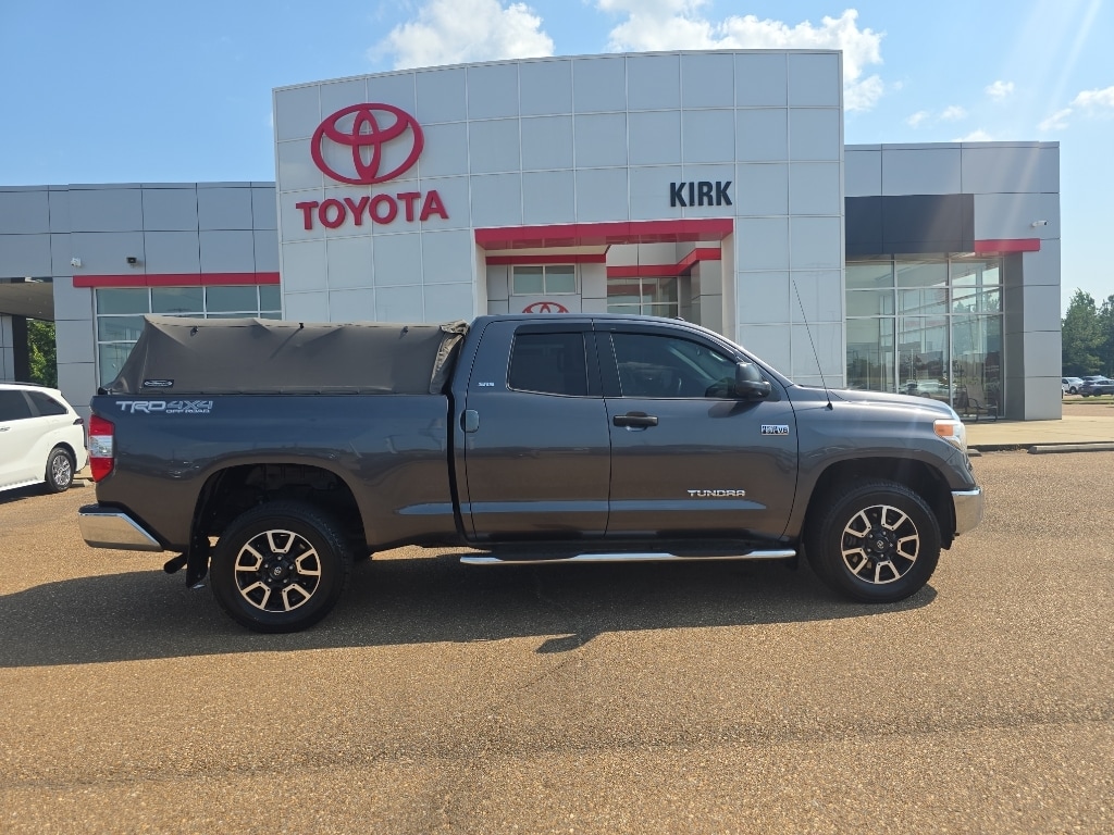 Used 2016 Toyota Tundra SR5 5.7L V8 w/FFV Truck Double Cab