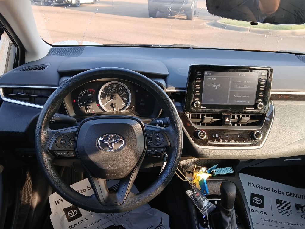 Used 2022 Toyota Corolla LE Sedan