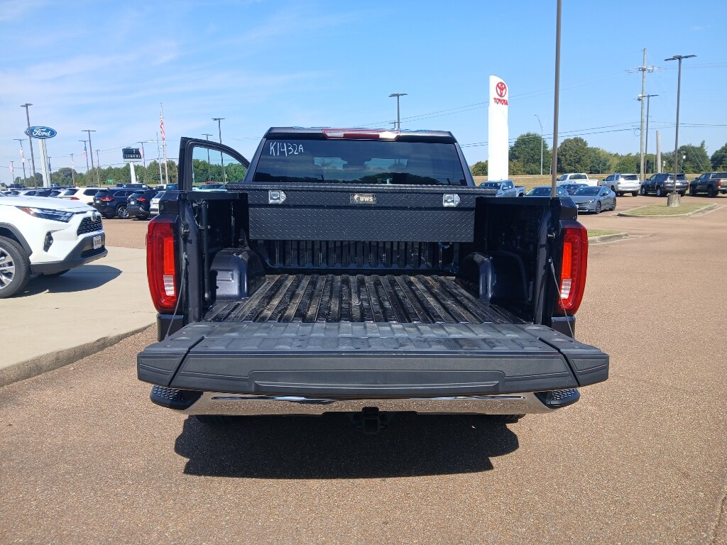 Used 2022 GMC Sierra 1500 SLT Truck Crew Cab