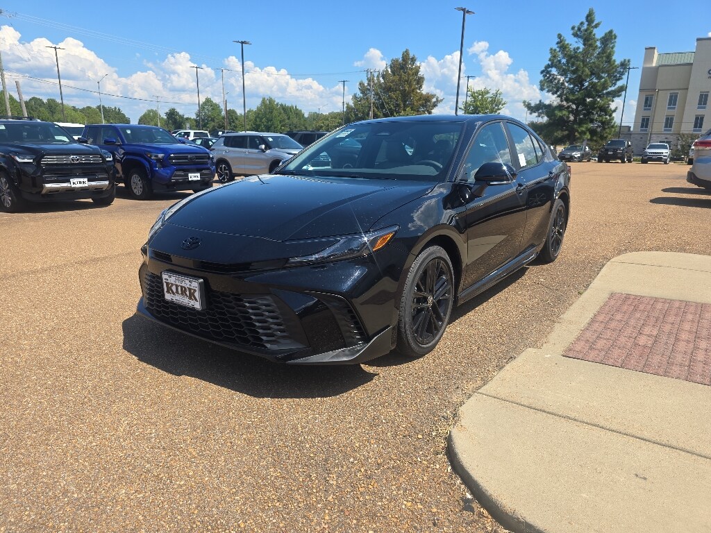 New 2026 Toyota Camry SE Sedan