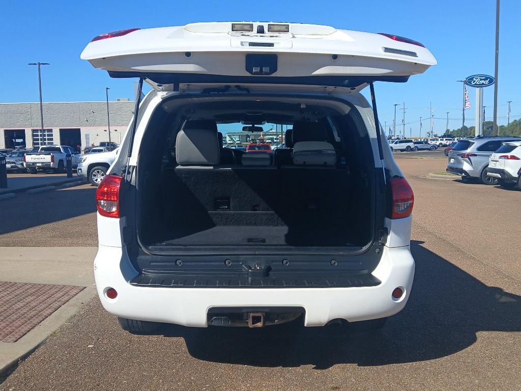 Used 2016 Toyota Sequoia SR5 5.7L V8 SUV