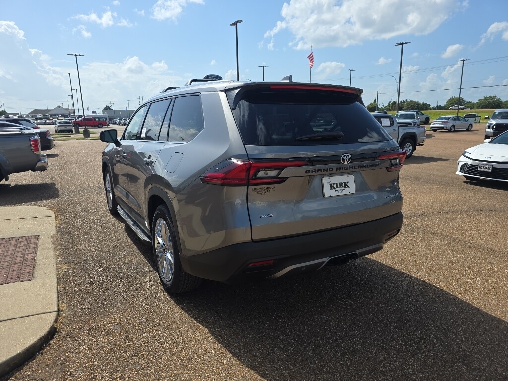 New 2026 Toyota Grand Highlander Platinum SUV