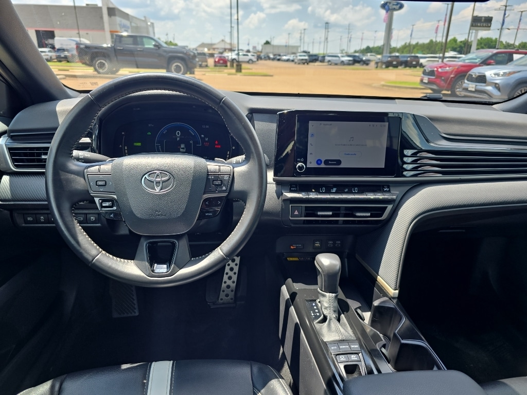 Used 2025 Toyota Camry SE Sedan
